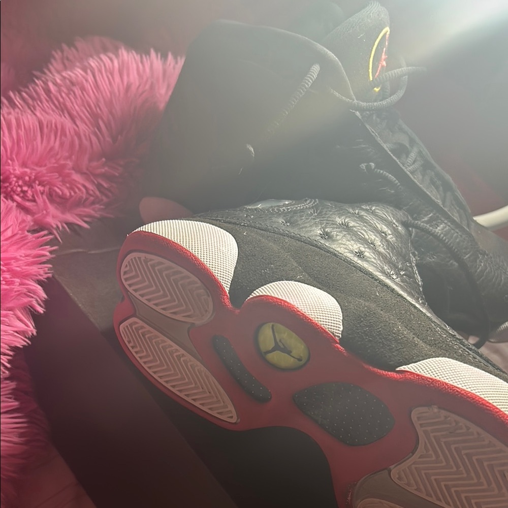 Air Jordan Retro 13 Black Sneakers